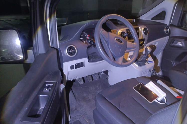 Used JAC Refine M3 2019 1.8L 2-Seat Shuttle Version Driver Seat