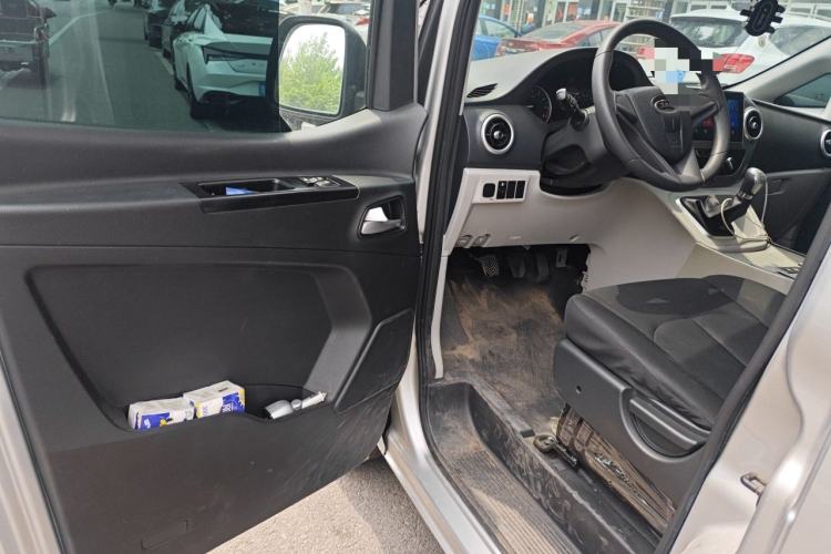 Used JAC Refine M3 2019 Creator Edition 1.8L Luxury Model Driver Seat