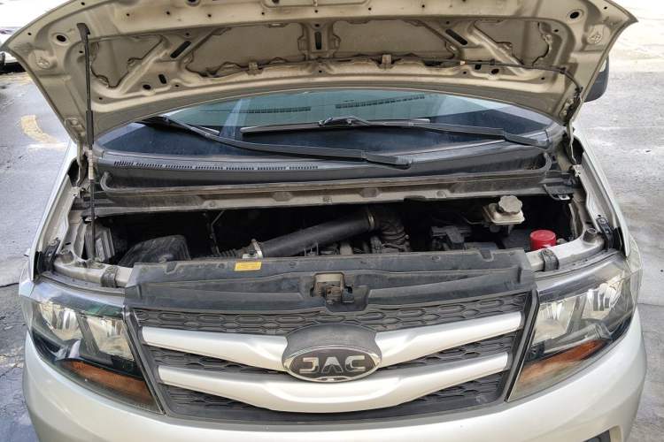 Used JAC Refine M3 2019 Creator Edition 1.8L Luxury Model Engine Bay