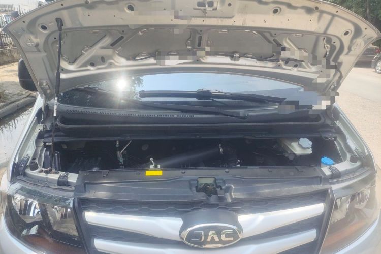 Used JAC Refine M3 2019 1.8L 2-Seat Shuttle Version Engine Bay