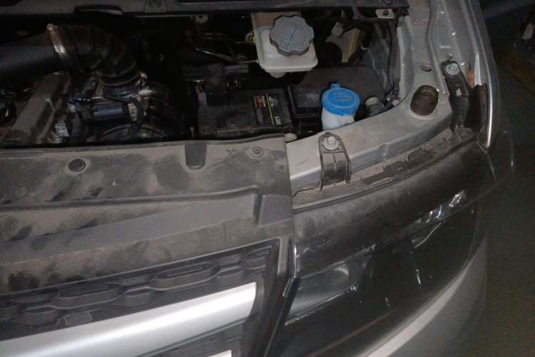 Used JAC Refine M3 2019 1.8L 2-Seat Shuttle Version Engine Bay Left