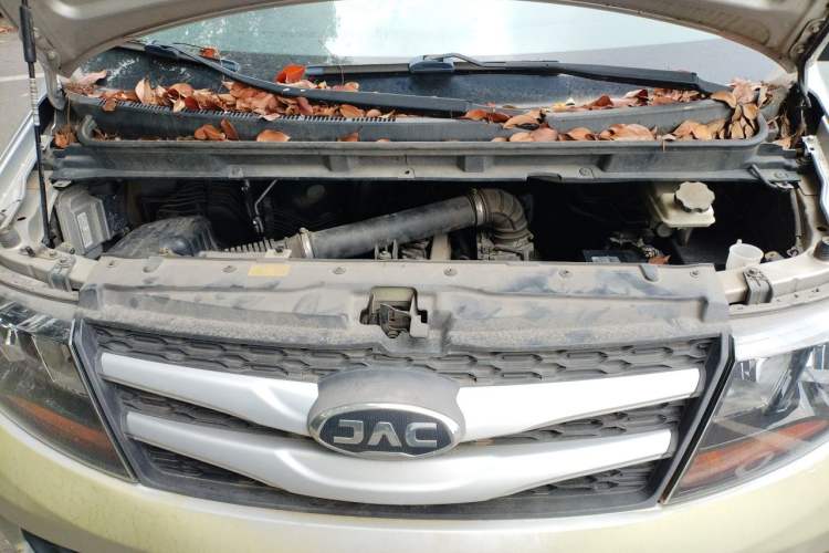 Used JAC Refine M3 2019 PLUS Maker Edition 1.8L Luxury Model Engine Bay