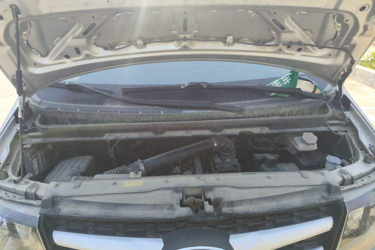 Used JAC Refine M3 2019 1.8L 5-Seater Express Edition Engine Bay