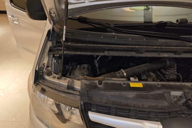 Used JAC Refine M3 2019 Creator Edition 1.8L Luxury Model Engine Bay Right