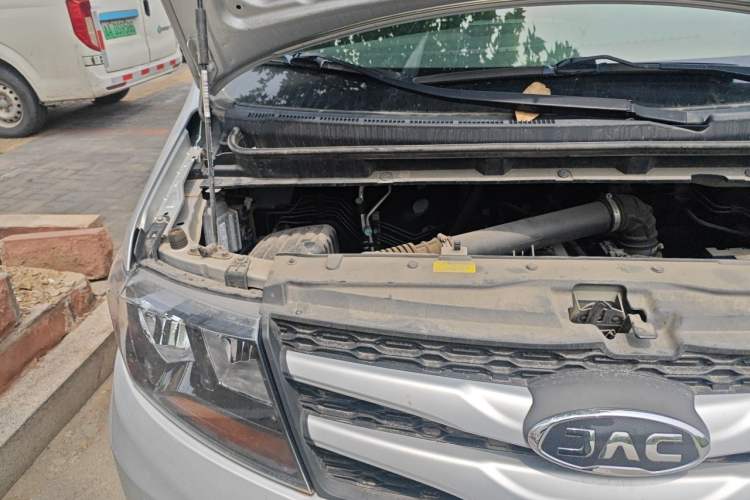 Used JAC Refine M3 2019 Creator Edition 1.8L Luxury Model Engine Bay Right