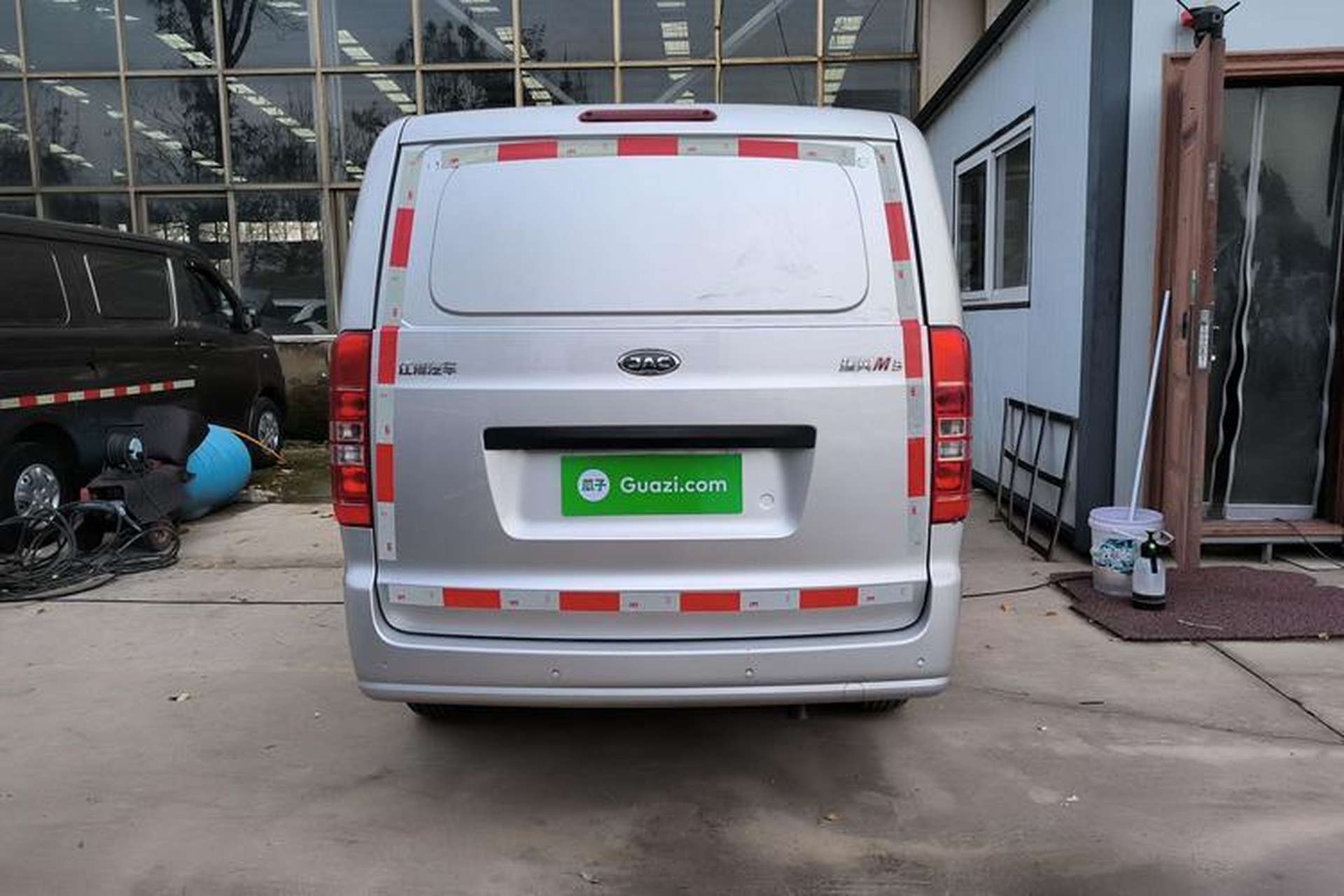 Used JAC Refine M3 2019 1.8L 2-Seat Shuttle Version Exterior 4