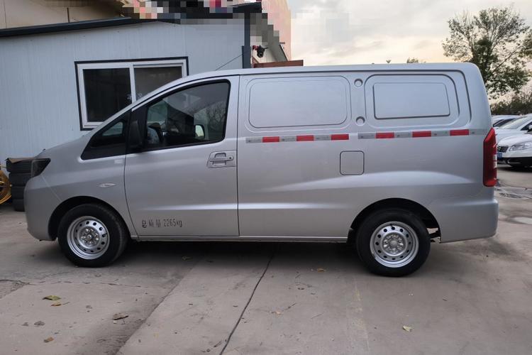 Used JAC Refine M3 2019 1.8L 2-Seat Shuttle Version Exterior 5