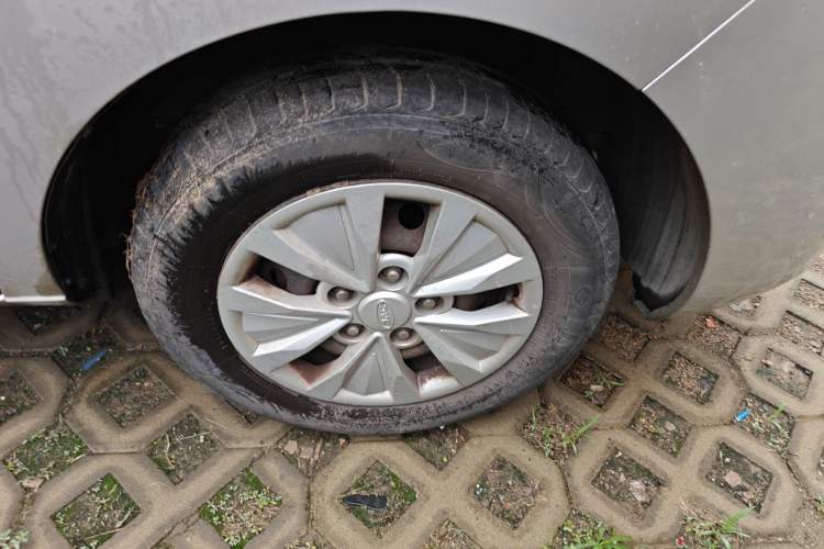 Used JAC Refine M3 2019 1.6L Express Edition Exterior 7