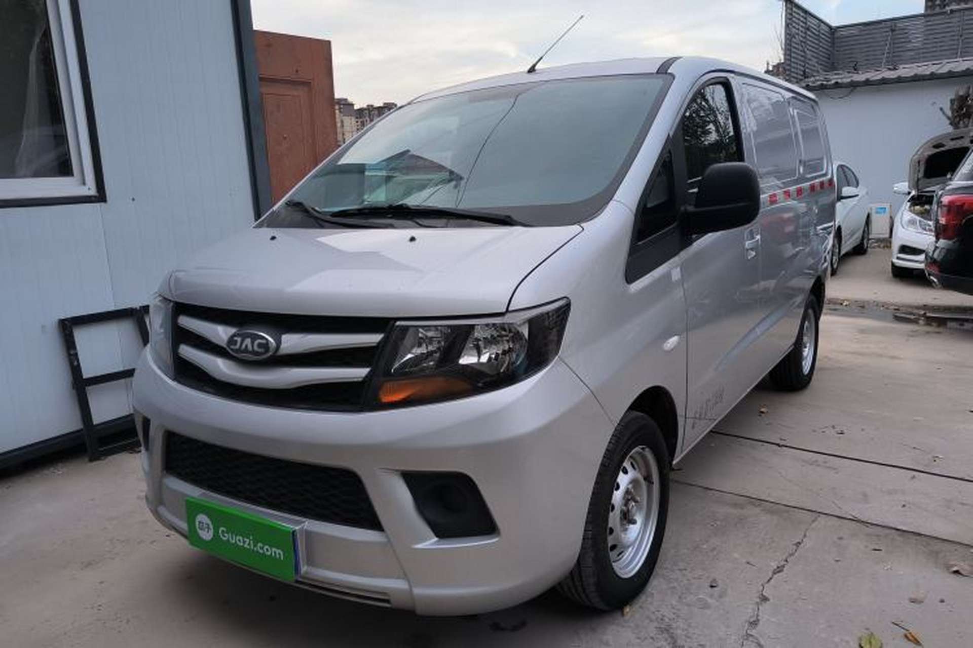 Used JAC Refine M3 2019 1.8L 2-Seat Shuttle Version Front Left 45 Deg