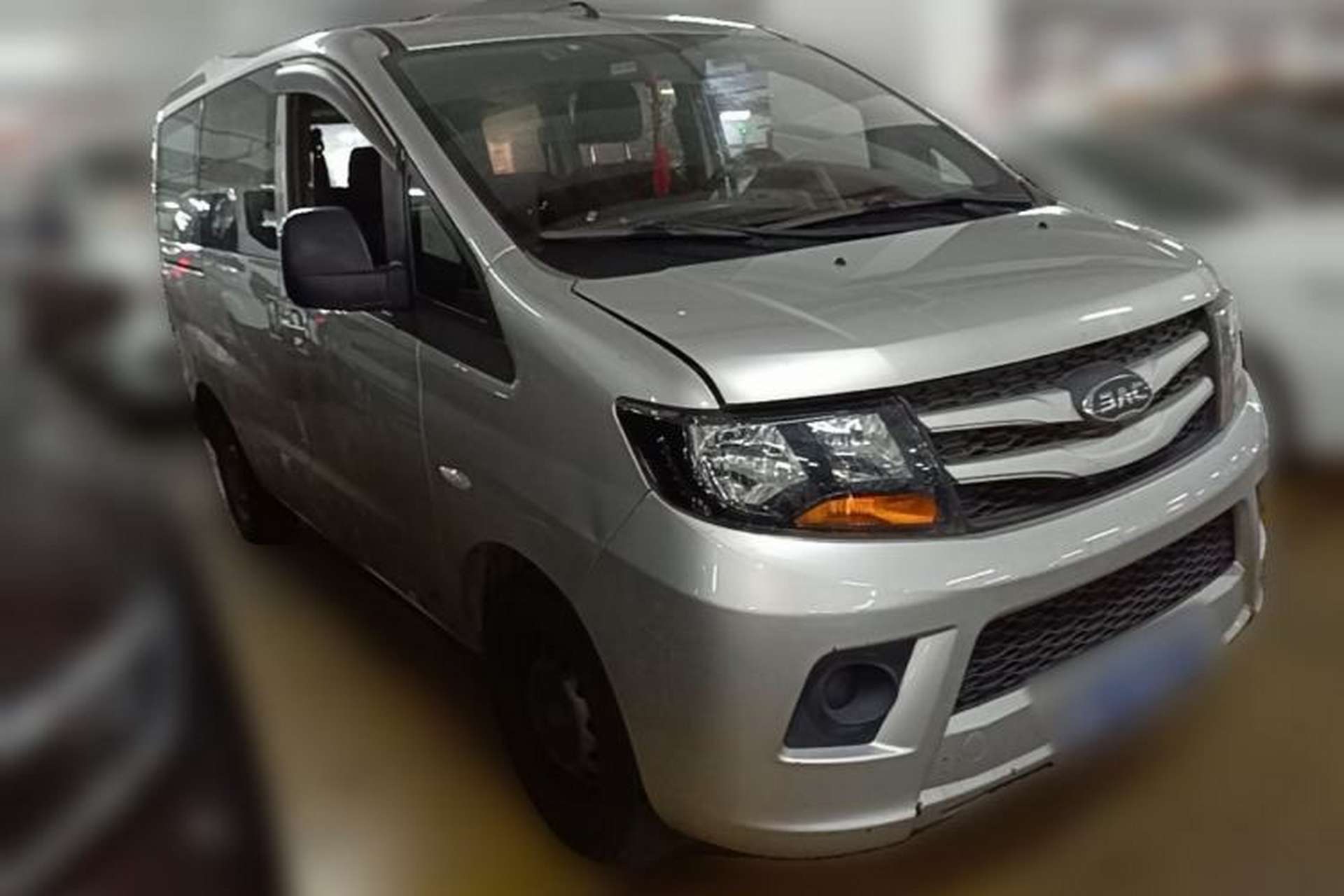Used JAC Refine M3 2019 1.8L 5-Seater Express Edition Front Right 45 Deg