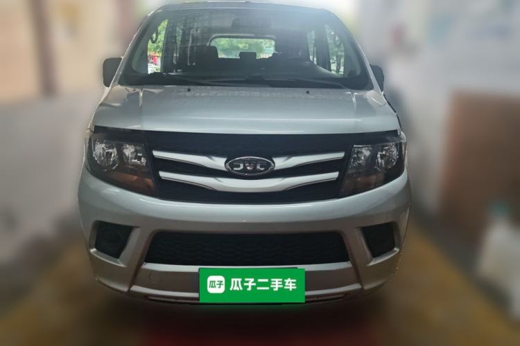 Used JAC Refine M3 2019 Creator Edition 1.8L Luxury Model Front