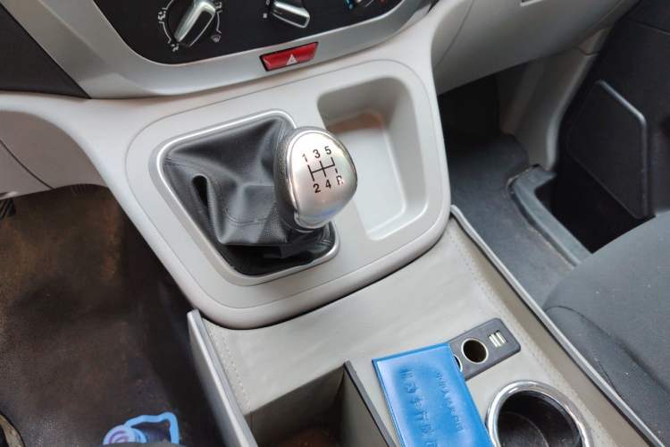Used JAC Refine M3 2019 Creator Edition 1.8L Luxury Model Gear Lever