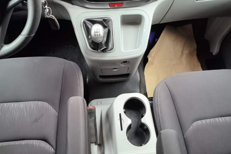 Used JAC Refine M3 2019 IKEA Edition 1.6L Luxury Model Gear Lever