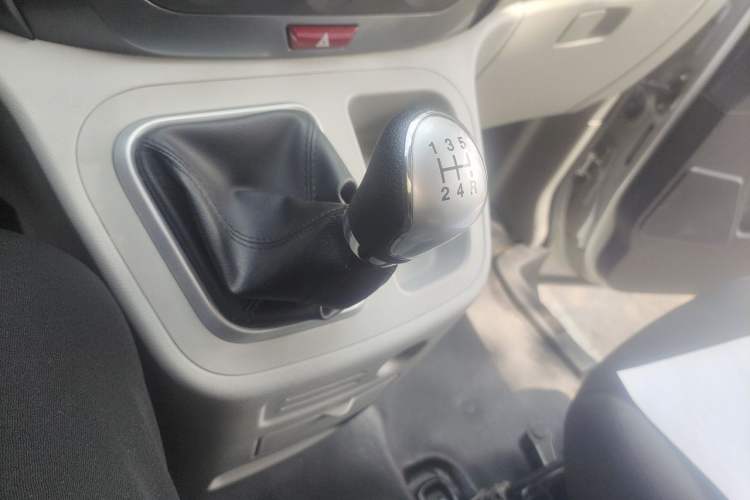 Used JAC Refine M3 2019 1.8L 2-Seat Shuttle Version Gear Lever