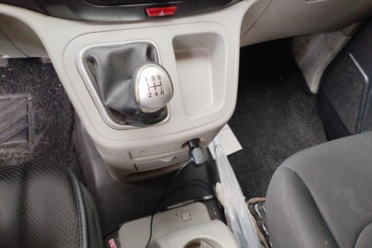 Used JAC Refine M3 2019 PLUS Maker Edition 1.8L Luxury Model Gear Lever