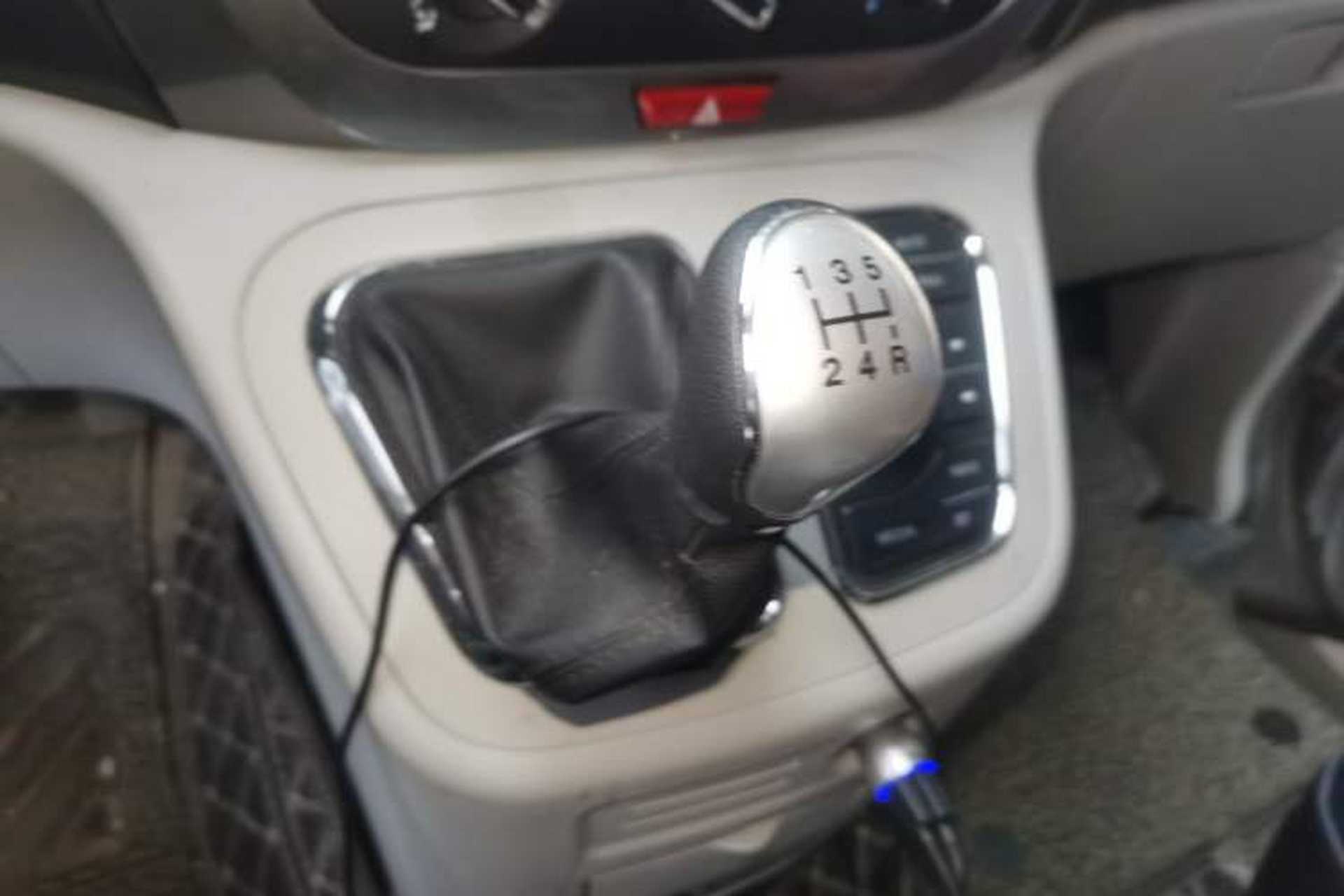 Used JAC Refine M3 2019 IKEA Edition 1.8L Luxury Model Gear Lever