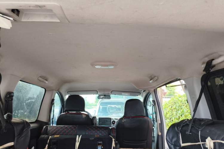 Used JAC Refine M3 2019 IKEA Edition 1.6L Luxury Model Headliner
