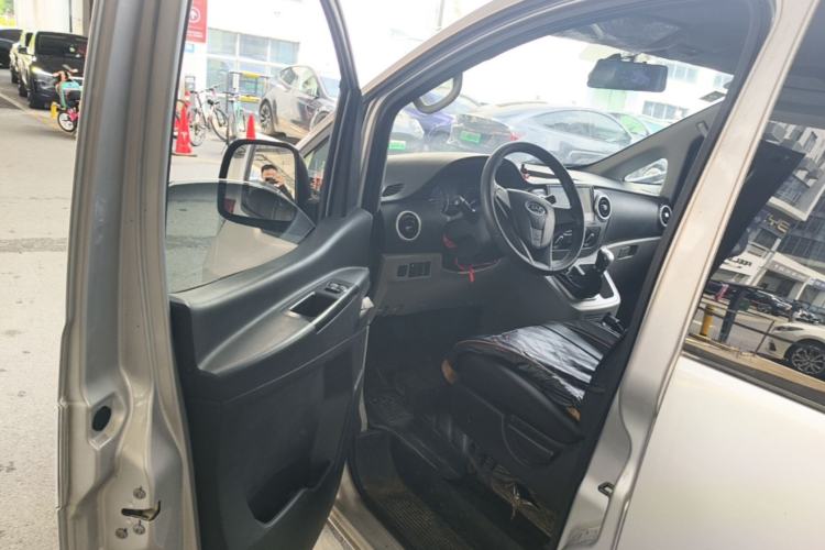 Used JAC Refine M3 2019 1.6L Express Edition Interior 3