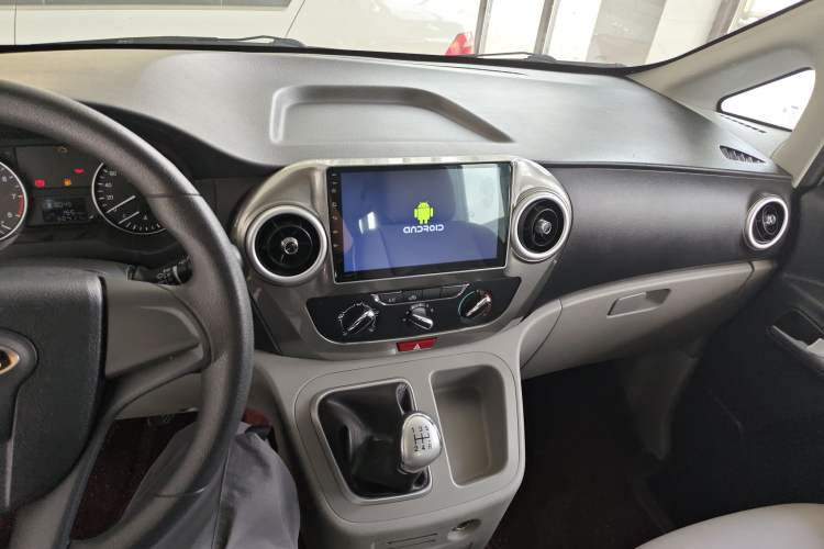 Used JAC Refine M3 2019 PLUS Maker Edition 1.8L Luxury Model Interior 3