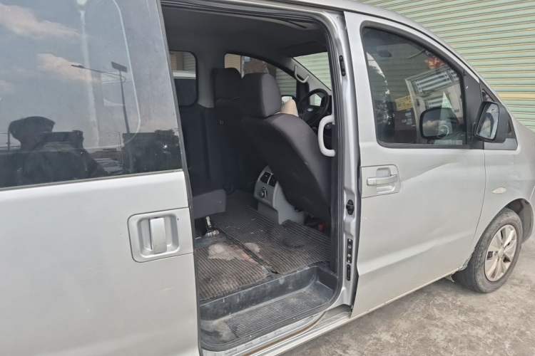 Used JAC Refine M3 2019 Creator Edition 1.8L Luxury Model Interior 4