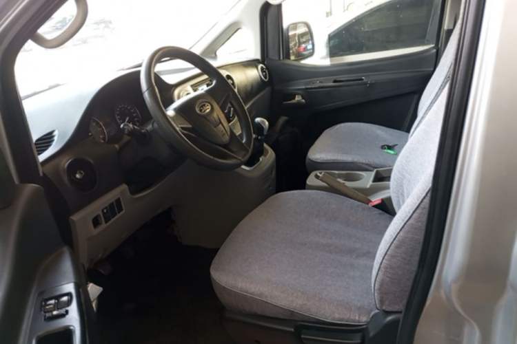 Used JAC Refine M3 2019 PLUS Maker Edition 1.8L Luxury Model Left Front Seat