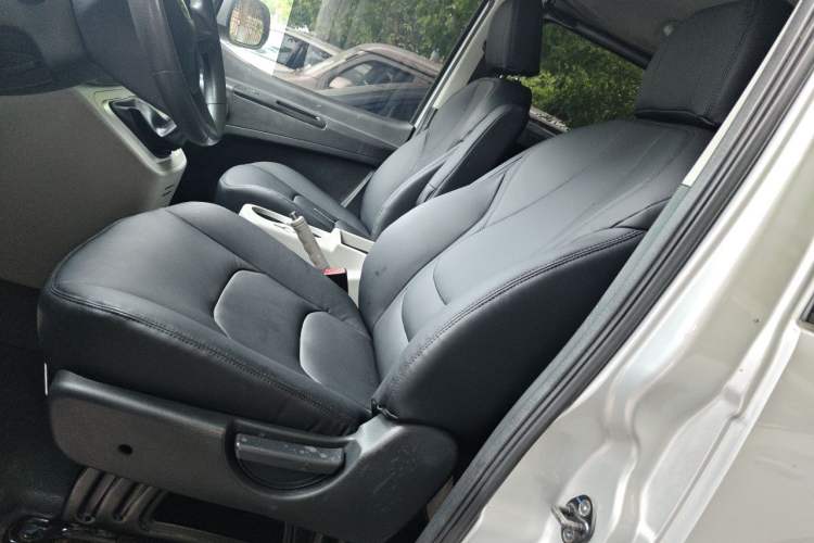 Used JAC Refine M3 2019 PLUS IKEA Edition 1.8L Luxury Model Left Front Seat