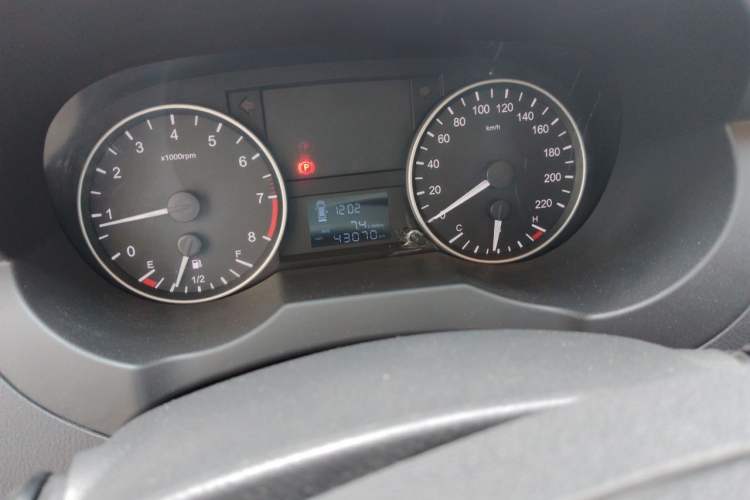 Used JAC Refine M3 2019 Creator Edition 1.8L Luxury Model Odometer Close Up