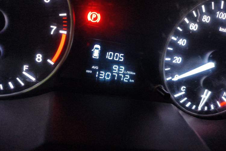 Used JAC Refine M3 2019 PLUS Maker Edition 1.8L Luxury Model Odometer Close Up