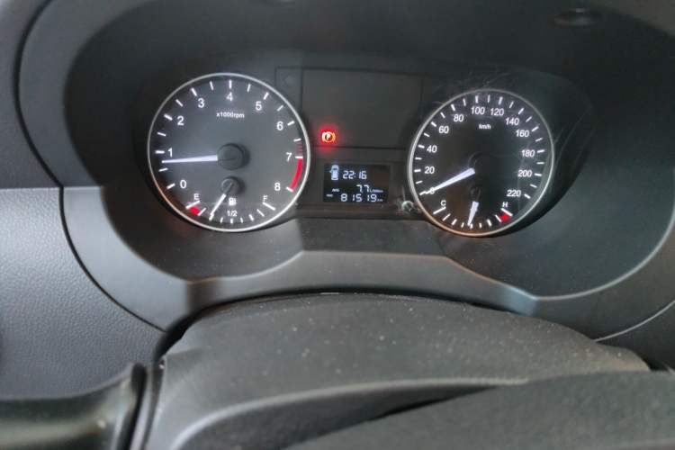Used JAC Refine M3 2019 Creator Edition 1.8L Luxury Model Odometer Close Up