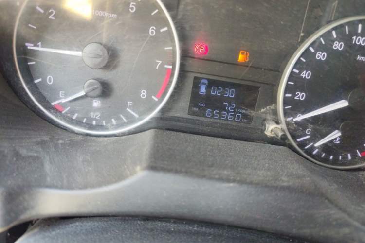 Used JAC Refine M3 2019 1.8L 5-Seater Express Edition Odometer Close Up