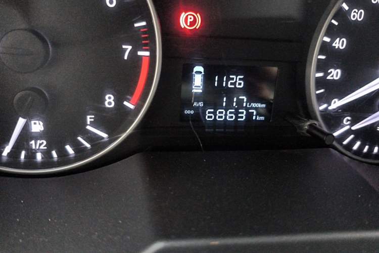 Used JAC Refine M3 2019 PLUS Maker Edition 1.8L Luxury Model Odometer Close Up
