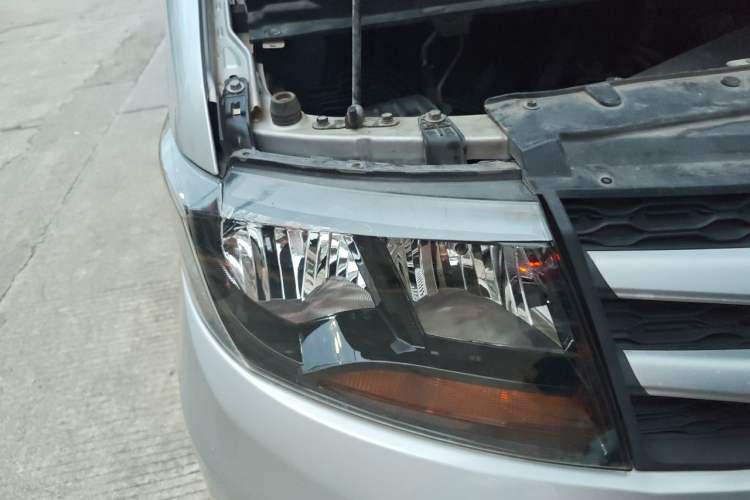 Used JAC Refine M3 2019 1.8L 5-Seater Express Edition Right Front Headlight