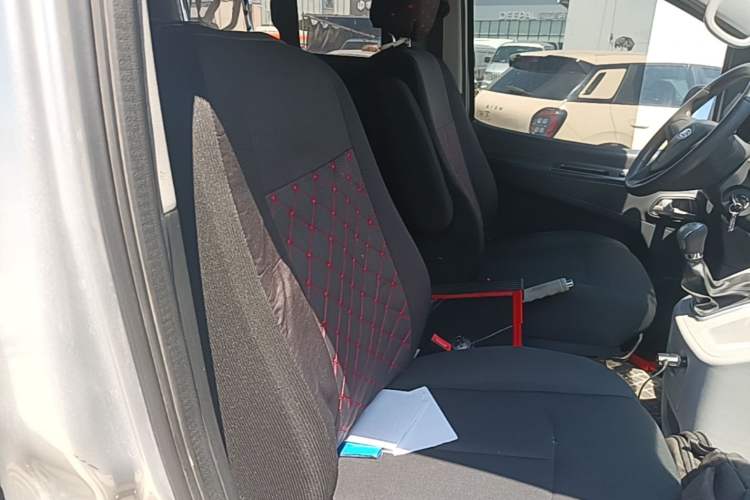Used JAC Refine M3 2019 PLUS Maker Edition 1.8L Luxury Model Right Front Seat