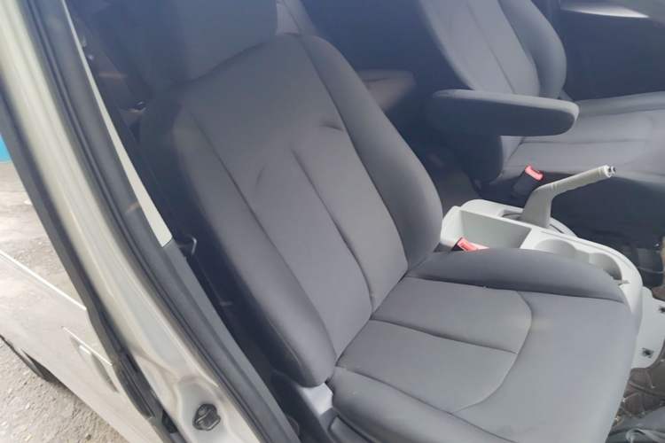 Used JAC Refine M3 2019 PLUS Maker Edition 1.8L Luxury Model Right Front Seat