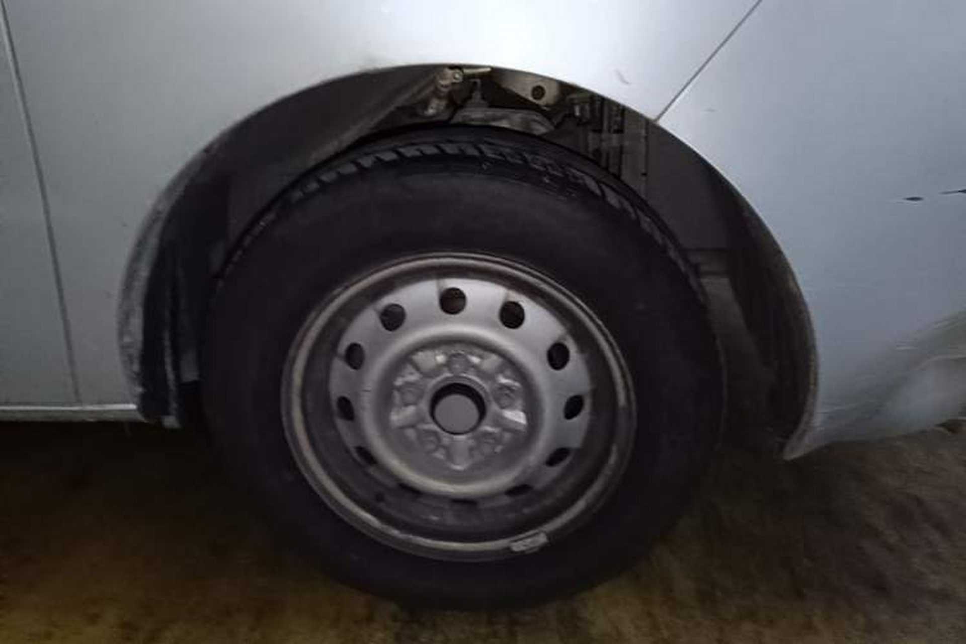 Used JAC Refine M3 2019 1.8L 5-Seater Express Edition Right Front Wheel Hub