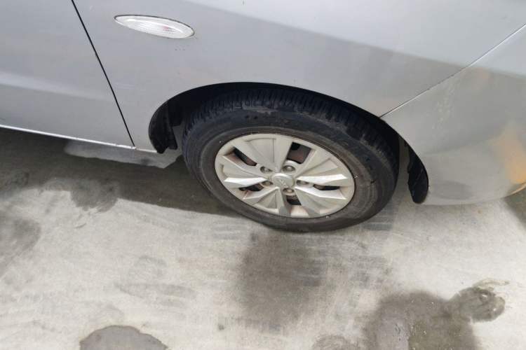 Used JAC Refine M3 2019 PLUS Maker Edition 1.8L Luxury Model Right Front Wheel Hub