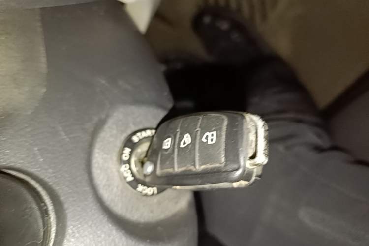 Used JAC Refine M3 2019 1.8L 5-Seater Express Edition Vehicle Key