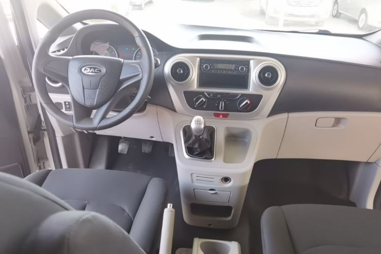 Used JAC Refine M3 2019 Creator Edition 1.8L Luxury Model Center Console