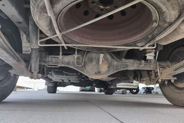 Used JAC Refine M3 2019 1.8L 5-Seater Express Edition Chassis Rear