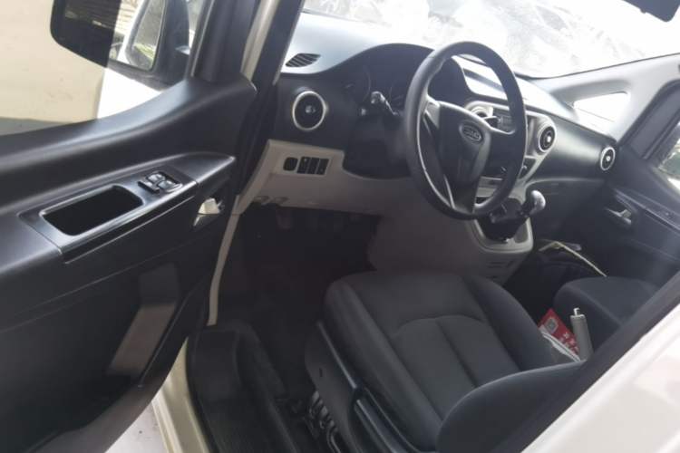 Used JAC Refine M3 2019 Creator Edition 1.8L Luxury Model Driver Seat