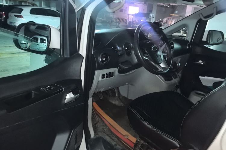Used JAC Refine M3 2019 IKEA Edition 1.6L Luxury Smart Model Driver Seat