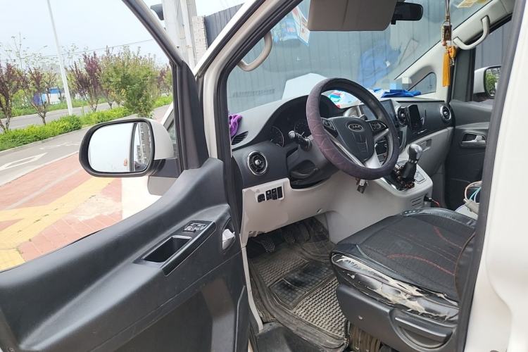 Used JAC Refine M3 2019 IKEA Edition 1.8L Luxury Smart Model Driver Seat