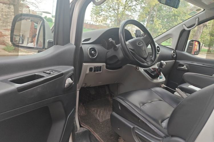 Used JAC Refine M3 2019 Creator Edition 1.8L Luxury Smart Version Driver Seat