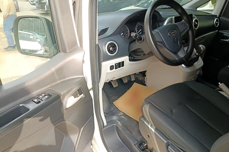 Used JAC Refine M3 2019 Creator Edition 1.8L Luxury Model Driver Seat