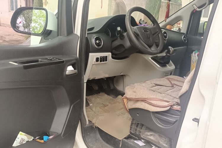 Used JAC Refine M3 2019 PLUS IKEA Edition 1.8L Luxury Model Driver Seat