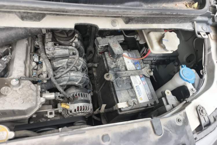 Used JAC Refine M3 2019 1.8L 5-Seater Express Edition Engine Bay Left