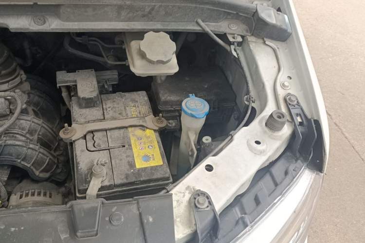 Used JAC Refine M3 2019 PLUS IKEA Edition 1.8L Luxury Model Engine Bay Left