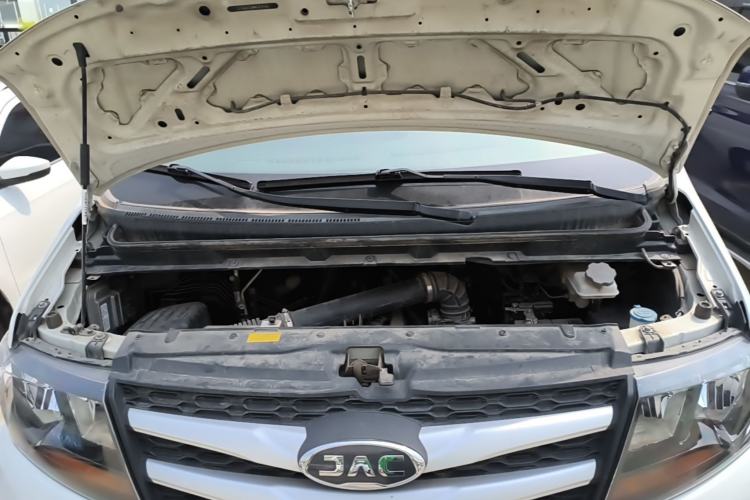 Used JAC Refine M3 2019 PLUS Maker Edition 1.8L Luxury Smart Model with 9 Seats Engine Bay