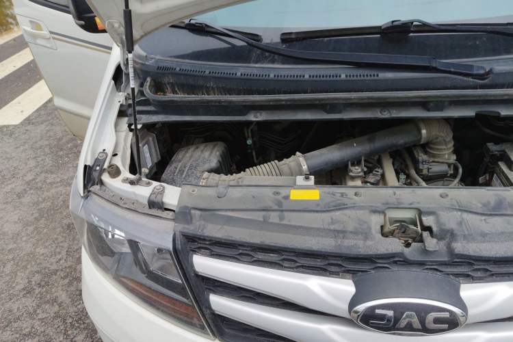 Used JAC Refine M3 2019 1.8L 5-Seater Express Edition Engine Bay Right