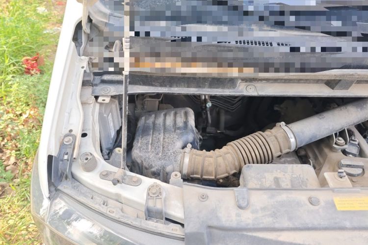 Used JAC Refine M3 2019 1.8L 5-Seater Express Edition Engine Bay Right